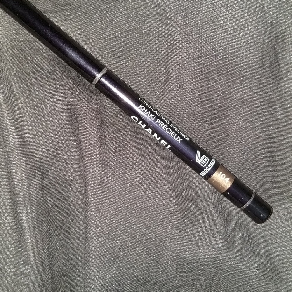 CHANEL WATERPROOF STYLO LONG LASTING EYELINER